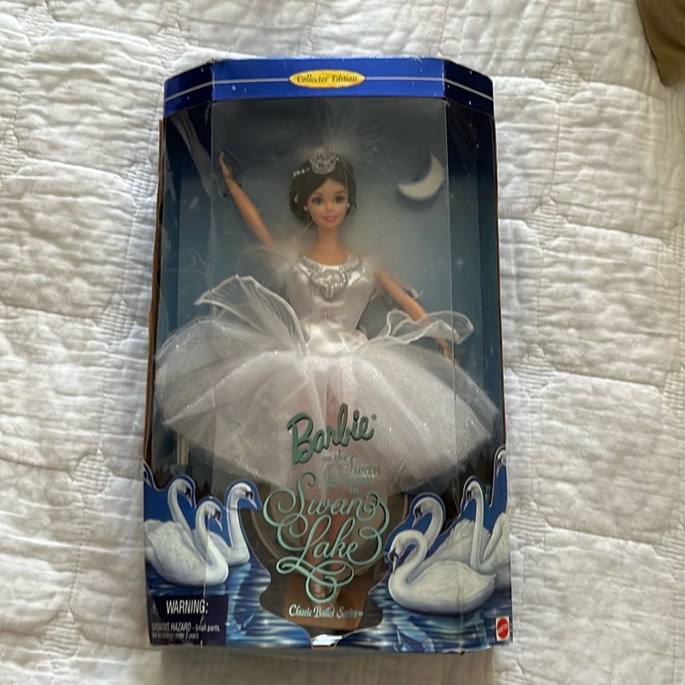 Barbie Collector Edition Swan Lake-Swan Lake Queen